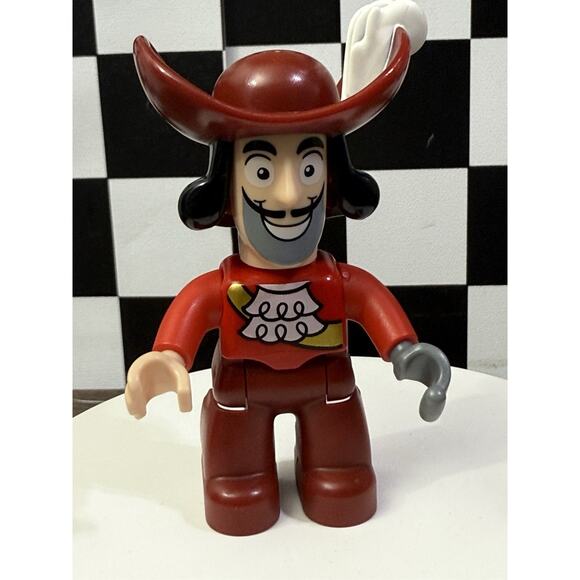 LEGO DUPLO Jake & The Neverland Pirates Captain Hook, Jake & Skully Figure Lot - Picture 2 of 7